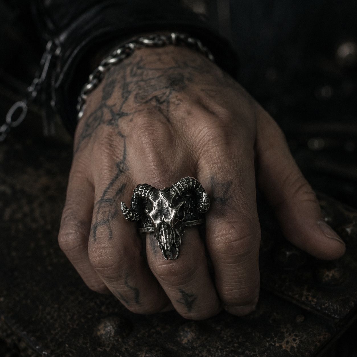 Gothic Ram Skull Ring for Men – Punk Biker Dark Style Statement Jewelry